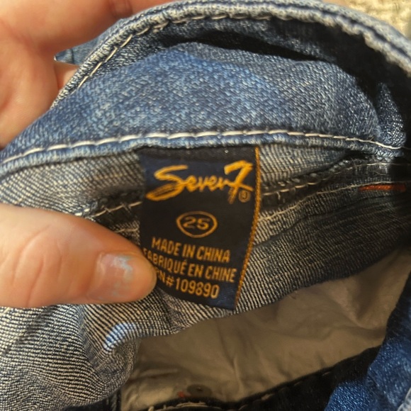 Seven7 Jean Shorts - Picture 2 of 4